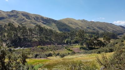 Traveling through Peru's Sacred Valley
JPG 4032 x 2268  Pixels (9.14 MPixels) (16:9)
Keywords: Sacred Valley;Inca