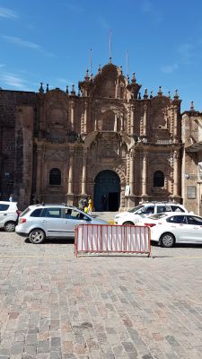 Cusco's Church of the Society of Jesus
JPG 2268 x 4032  Pixels (9.14 MPixels) (9:16)
Keywords: Cusco;church