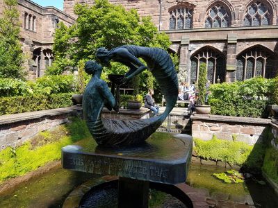 Chester cathedral courtyard
JPG 4032 x 3024  Pixels (12.19 MPixels) (4:3)
Keywords: Chester;cathedral